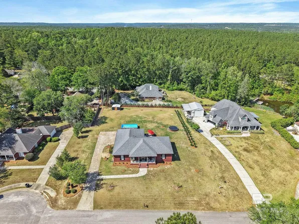 9327 Green Leaf Dr, Spanish Fort, AL 36527