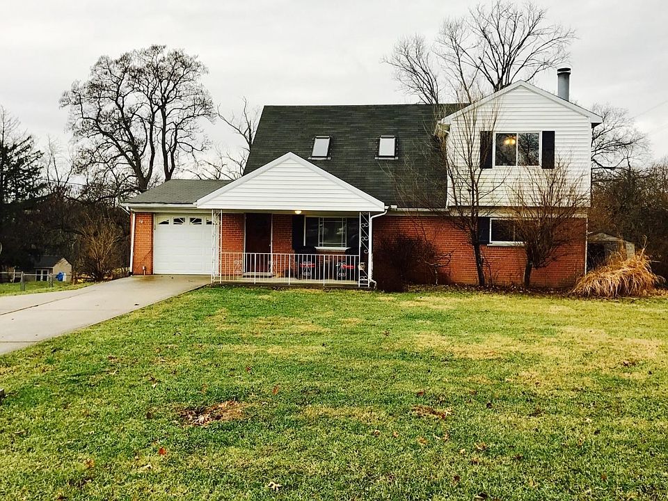 1st image of 4821 Valley Brook Dr