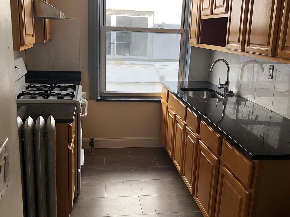 1st image of 6608 12th Ave #2