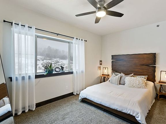 4th image of 5461 N Luge Ln Unit 2404