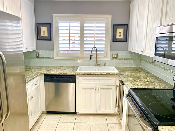 Updated granite kitchen