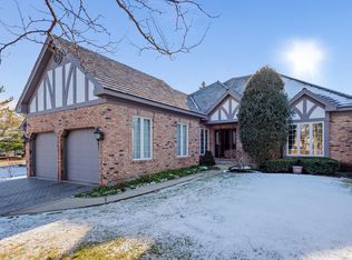 41 Durham Ct, Burr Ridge, IL 60527