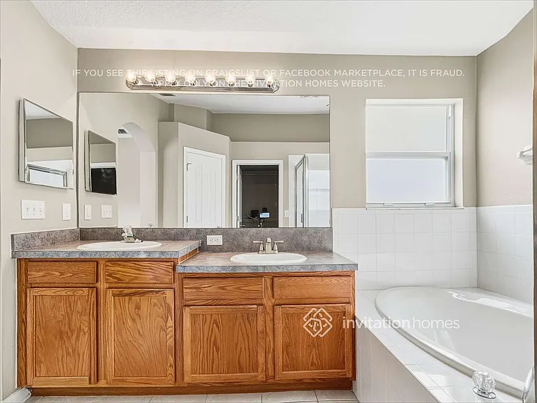10502 Cranleigh Ct — Photo 13