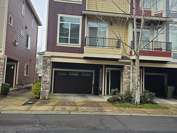 2nd image of 427 NW Tork Pl