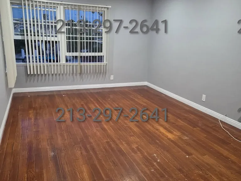 143 1/2 S Hoover St — Photo 7