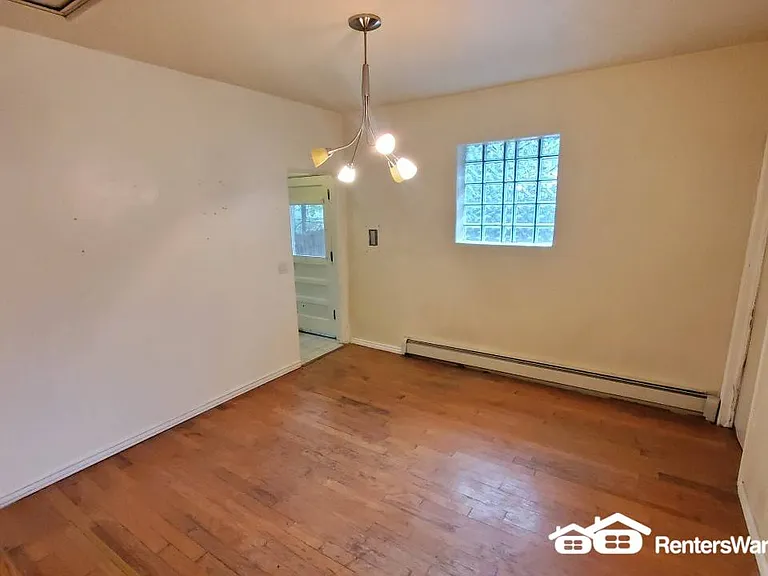 2225 S Cherry St — Photo 21