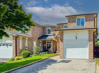 8 Greenbelt Cres, Richmond Hill, ON L4C5R8