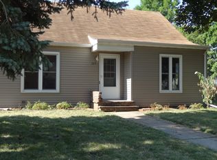 225 E Byrd St, Appleton, WI 54911