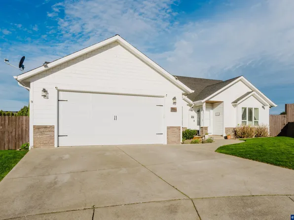 523 NW Harold St, Sublimity, OR 97385