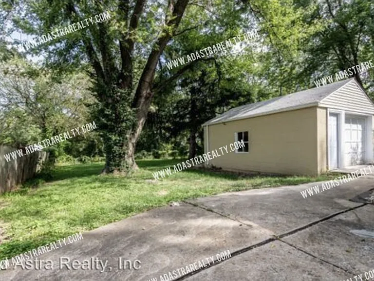 821 N Crysler Ave — Photo 21