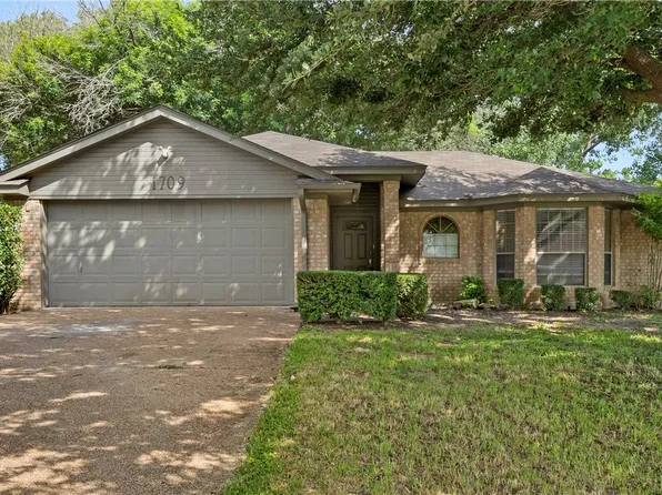 1709 Ramada Dr, Woodway, TX 76712