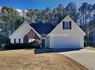 2808 Green Estates Dr, Snellville, GA 30078