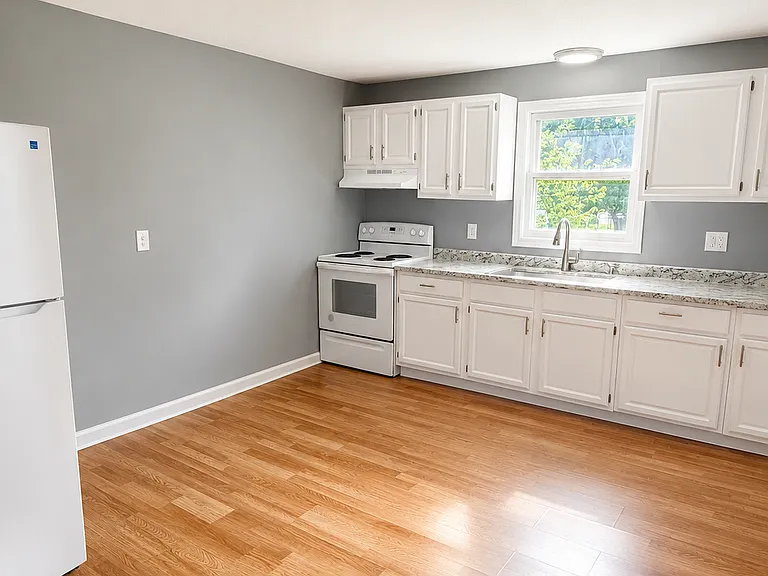 39 Elmview Cir #3 — Photo 2