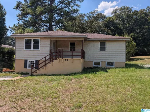 502 W Lake Dr, Bessemer, AL 35020
