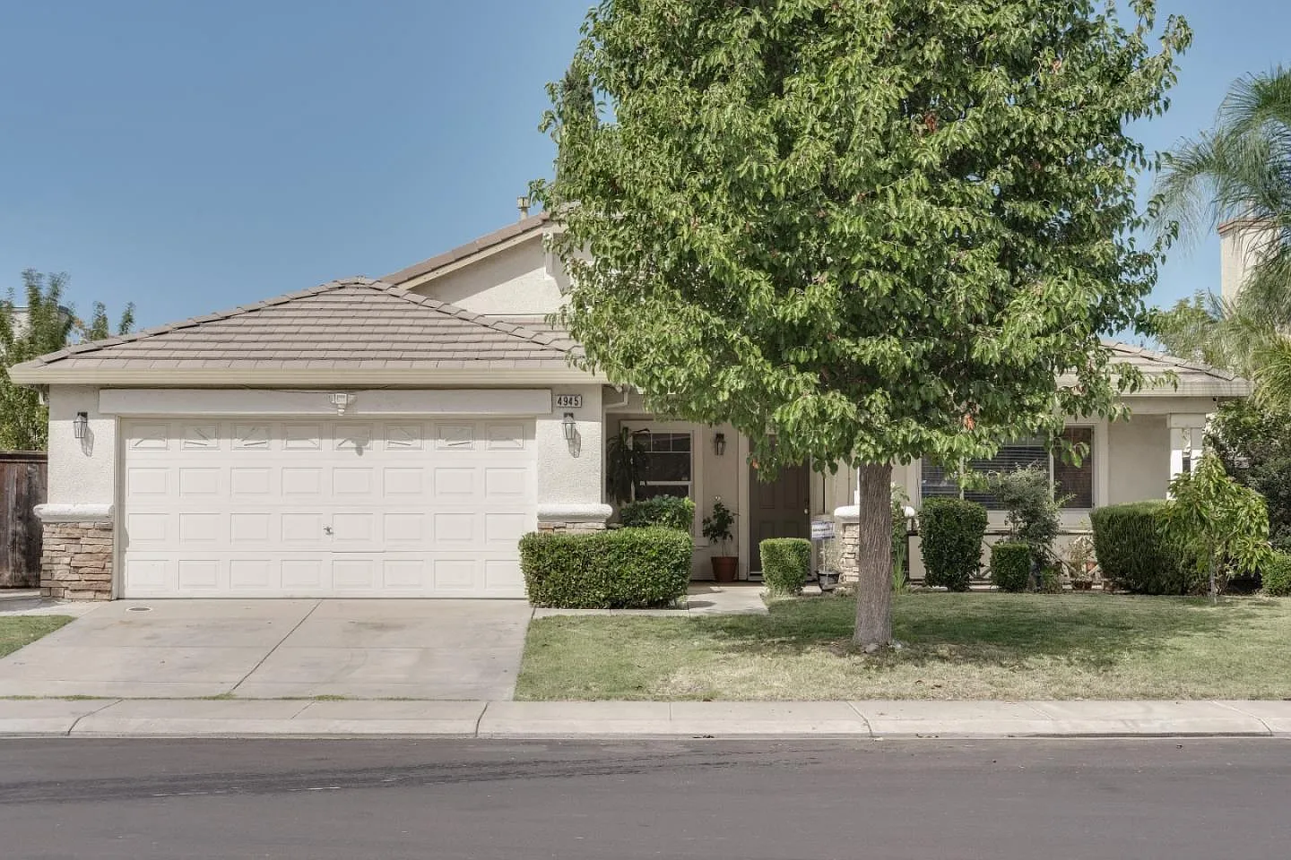 4945 Alee Ln photo 1