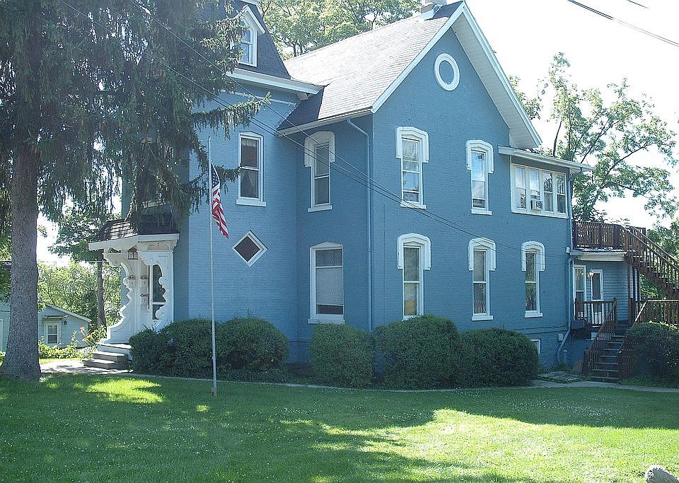 1st image of 117 Fairbrook St