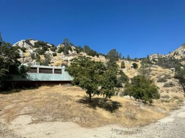 7148 Hungry Gulch Rd, Lake Isabella, CA 93240
