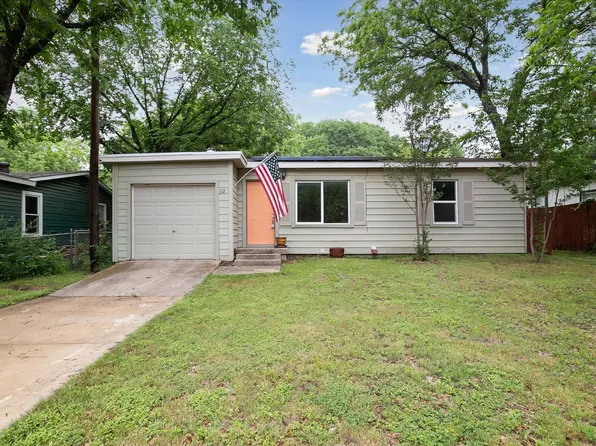 312 Willow St, Hurst, TX 76053