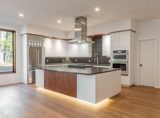 2 Woodside Meadow Road, Kittery, ME 03905