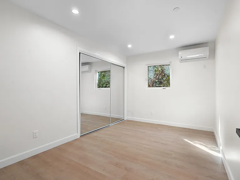 3301 S Beverly Dr #1 — Photo 13