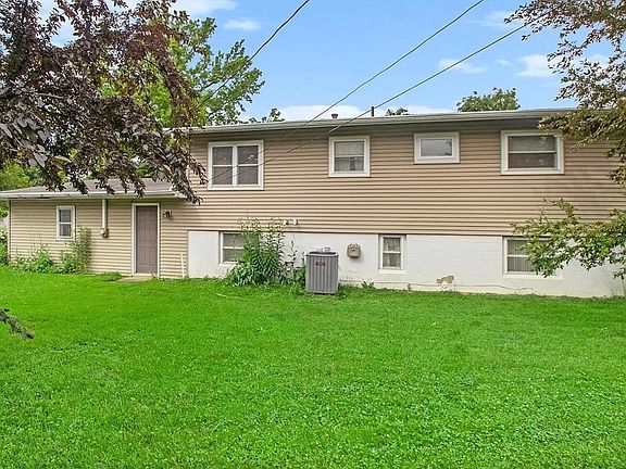 2nd image of 206 Glencove Dr