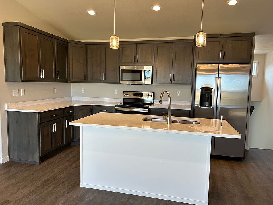 1st image of 3602-3890 19th St S #3834