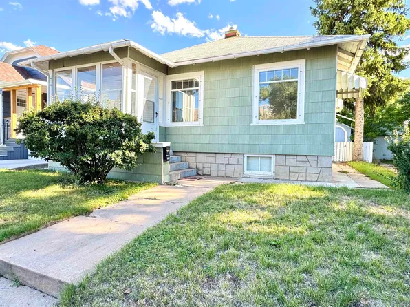 1516 Garfield St, Laramie, WY 82070