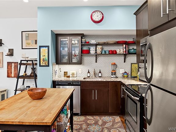 5th image of 231 Richmond Ave APT 6
