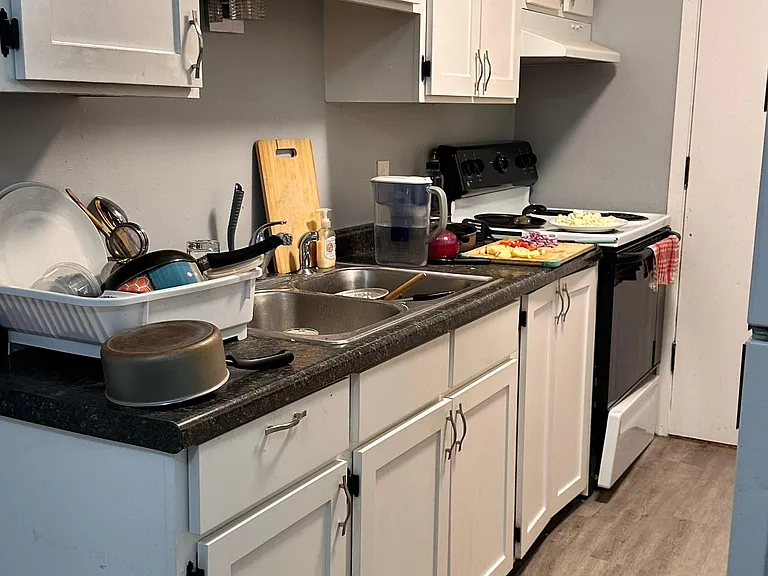 17510 Cedar Ln #302 — Photo 7