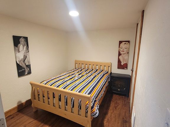 3rd image of 302 E 4th Ave #B