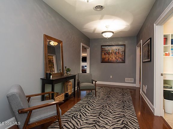 3rd image of 70 Railroad Pl APT 407