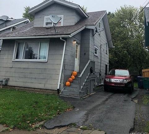 2nd image of 217 Newburgh Ave
