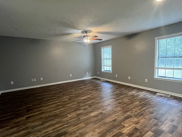 261 Becks Ln — Photo 13