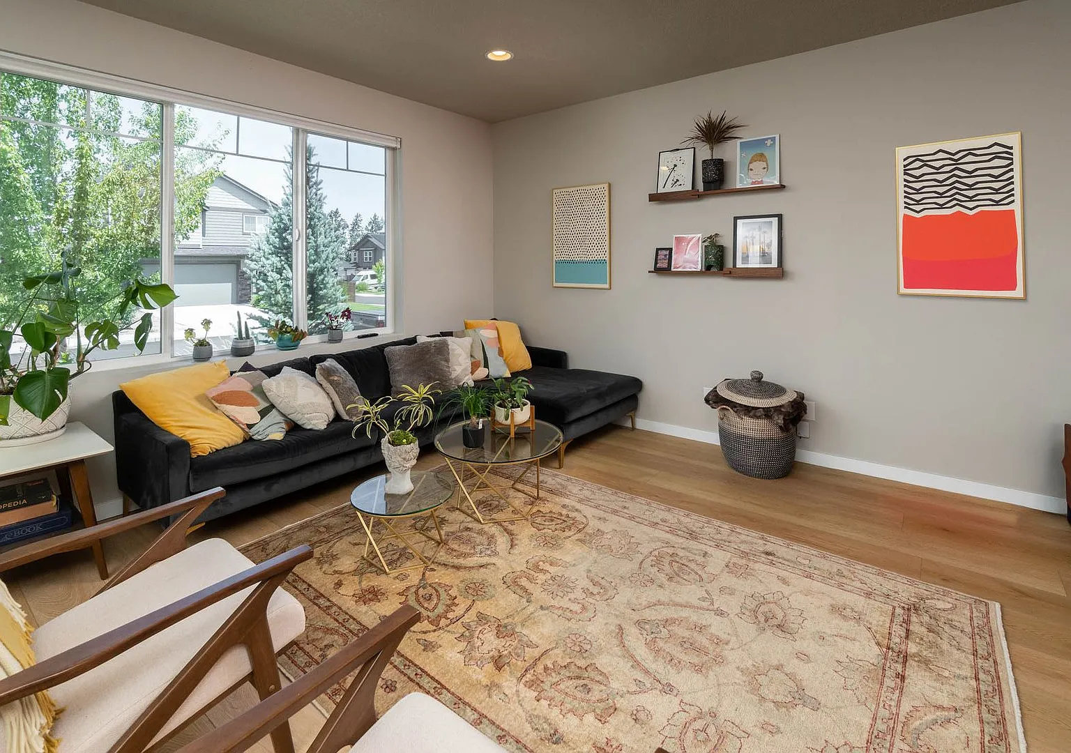 Newer 3 Bedroom, 2.5 Bath Home with Community Pool & Park — Photo 4