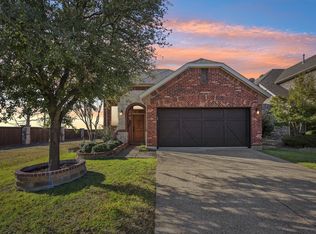 520 Eastland Dr, The Colony, TX 75056