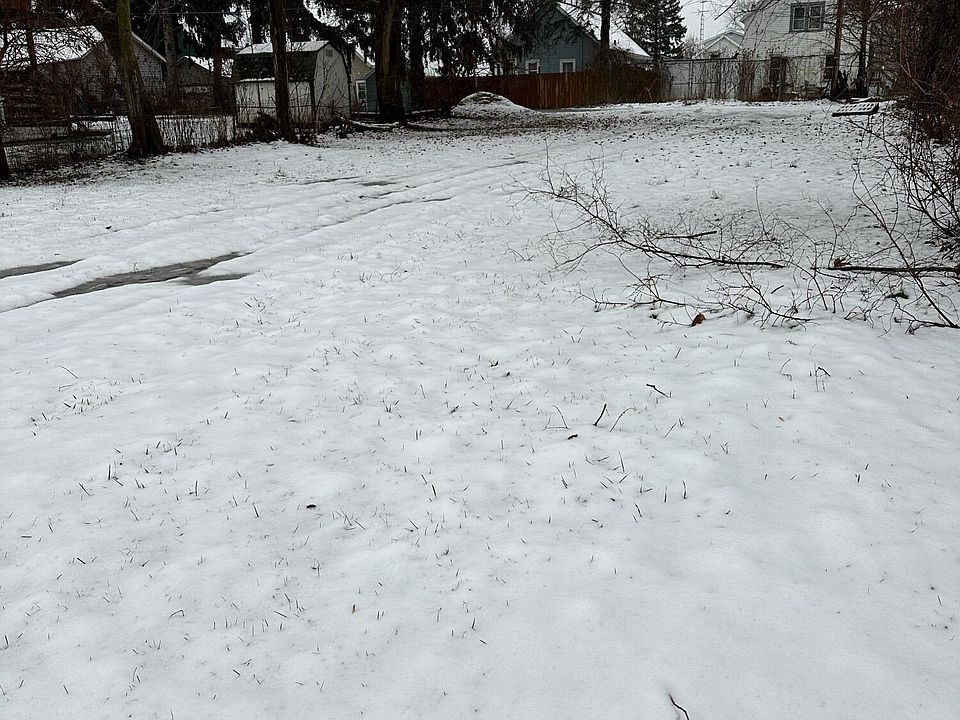 2nd image of 0 Brighton St