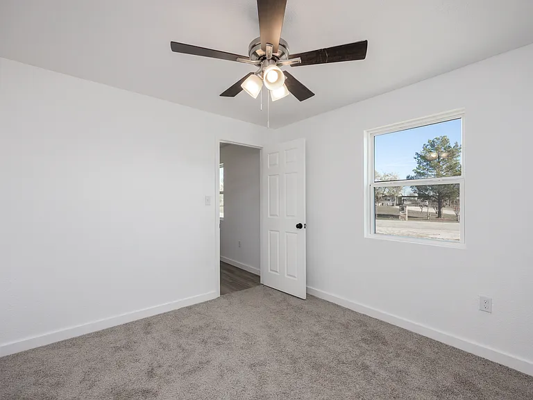 147 Western Lake Dr — Photo 15