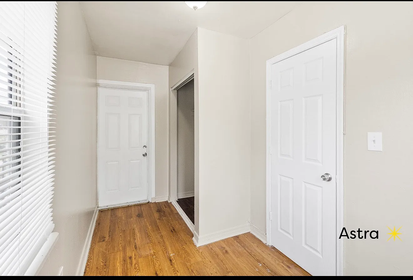 3 bed, $1,695 — Photo 4