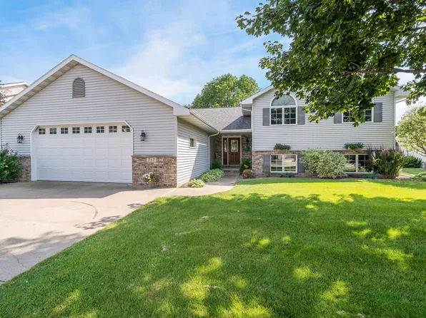 717 Kristy St, Kaukauna, WI 54130