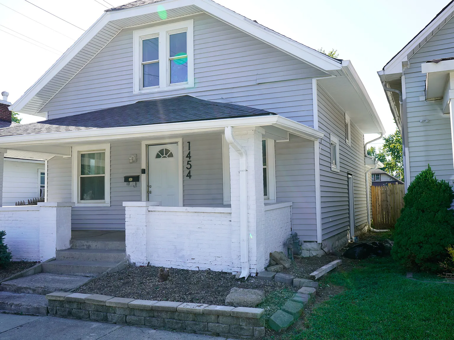 3 bed, 2052 sqft, $1,650 — Photo 2