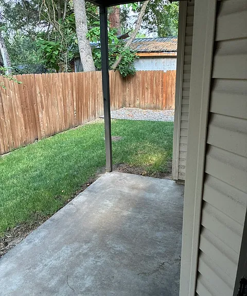 1887 W Overland Rd #101 — Photo 4