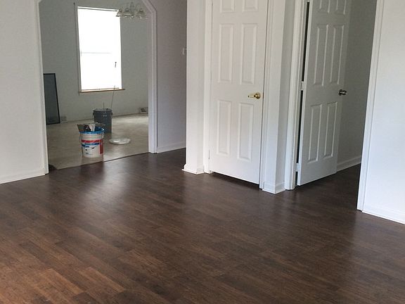 3rd image of 5626 S Benton Ave