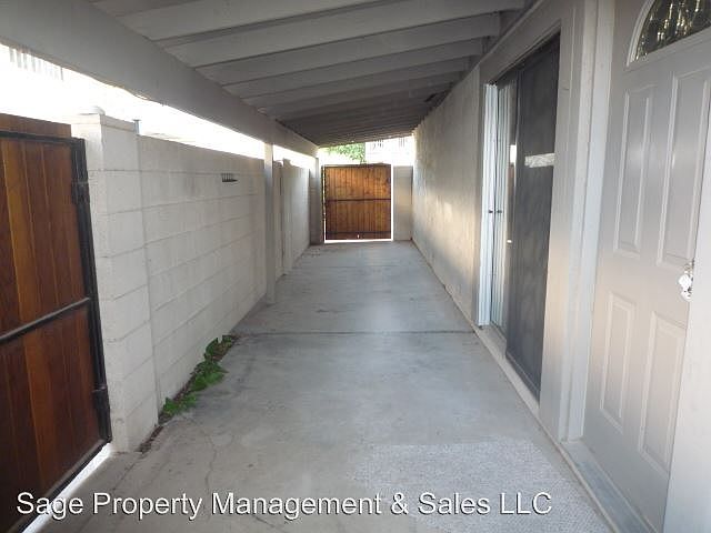 1st image of 1129 N 84th Pl