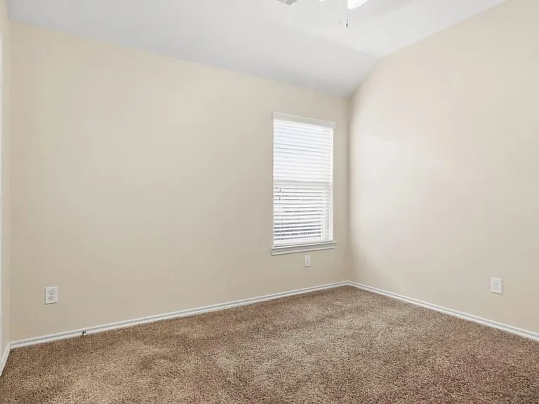 19618 Kingston Green Ln — Photo 19