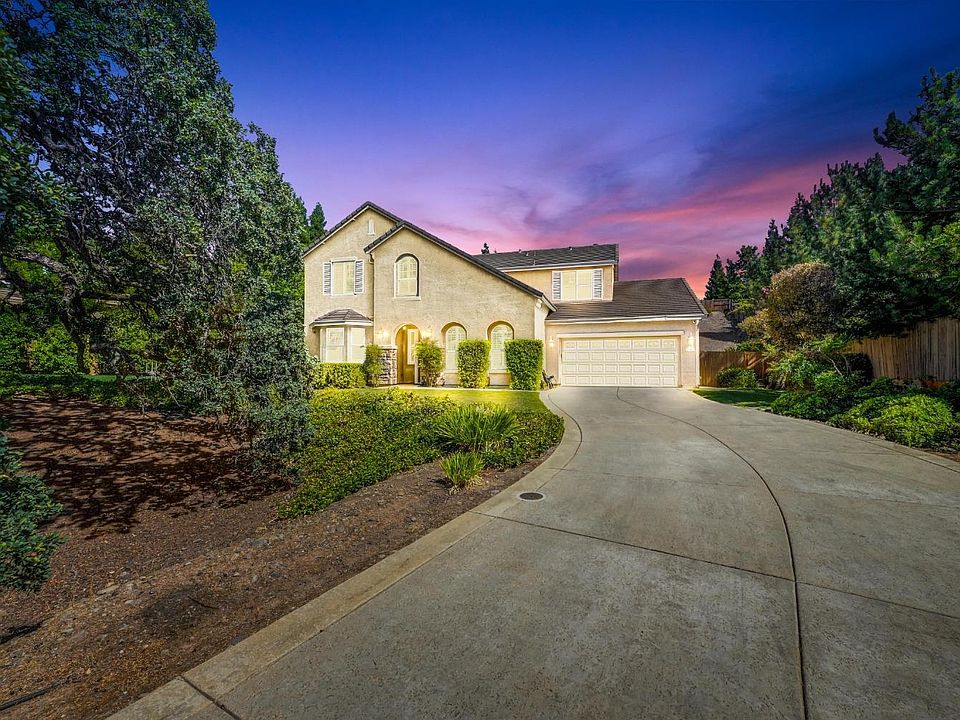 1st image of 2740 Carradale Dr