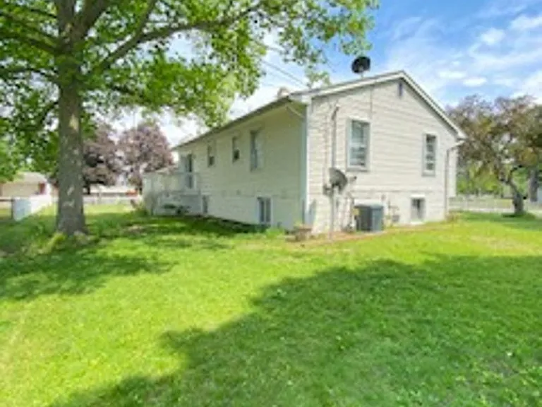 2637 Frances Ave — Photo 19