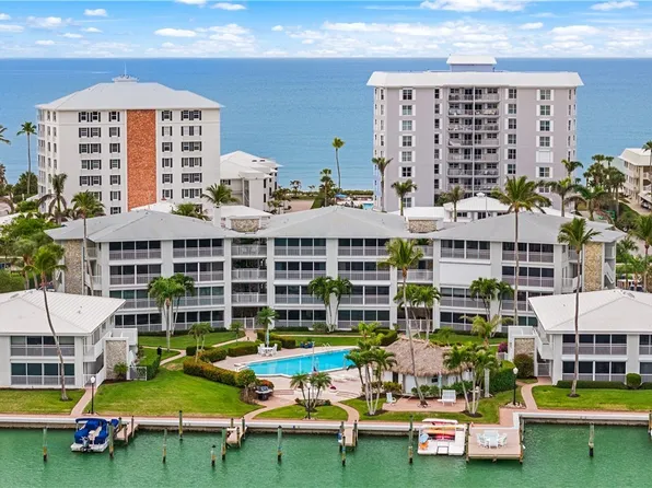 2800 Gulf Shore Blvd N APT 100, Naples, FL 34103