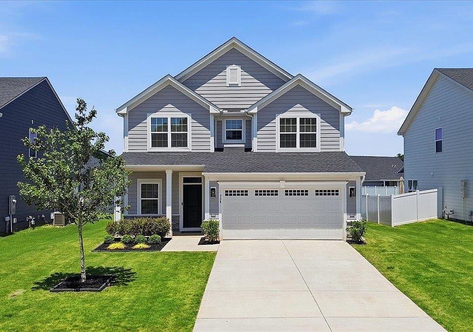 1st image of 734 Lady Fern Dr