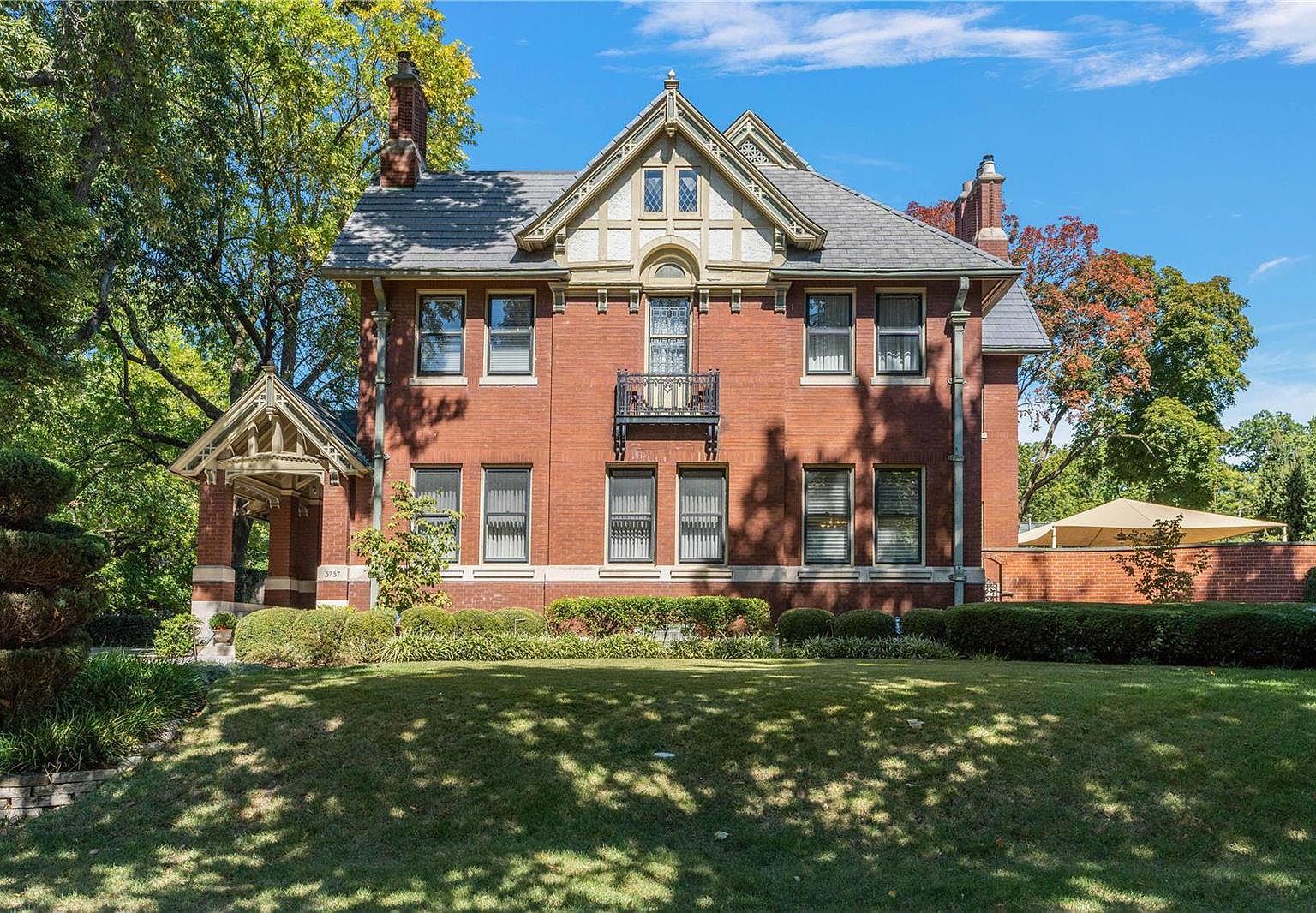 5257 Lindell Blvd, Saint Louis, MO 63108 Zillow