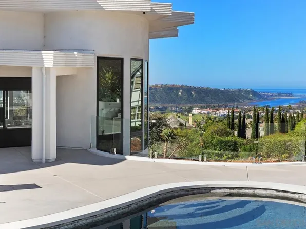 7215 El Fuerte St, Carlsbad, CA 92009